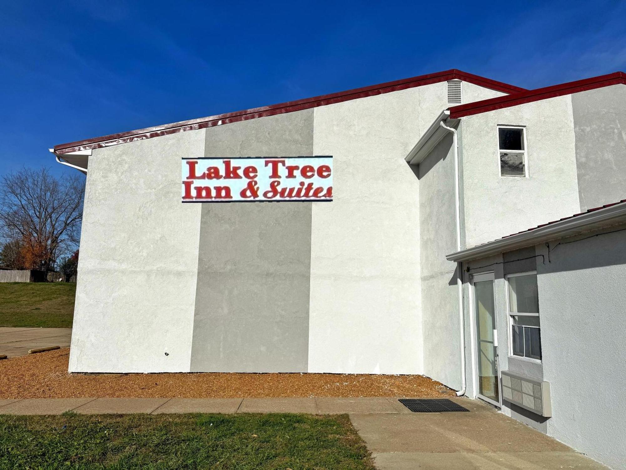 Lake Tree Inn & Suites Marion Extérieur photo
